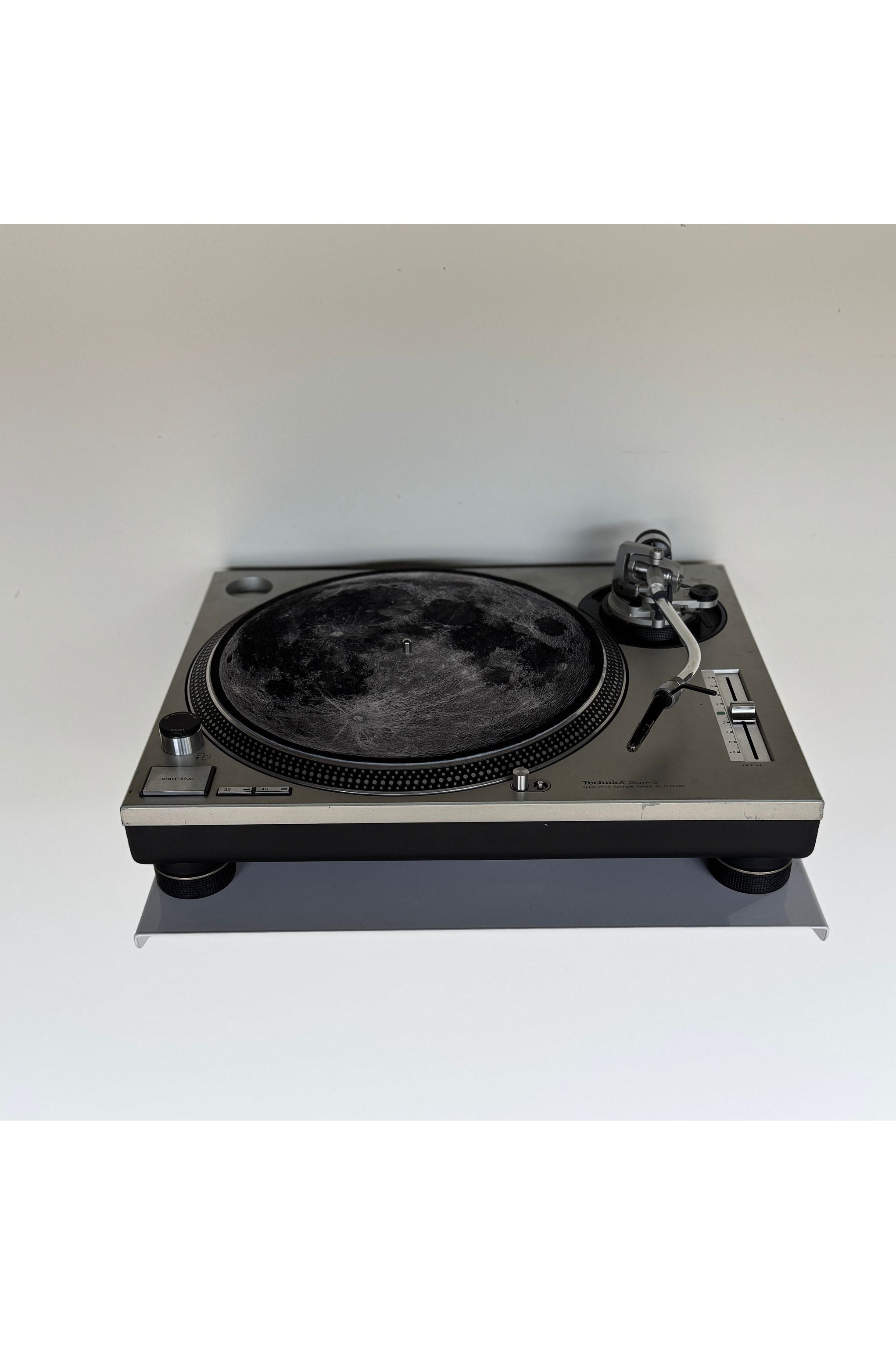 Apache Waveform Turntable Shelf