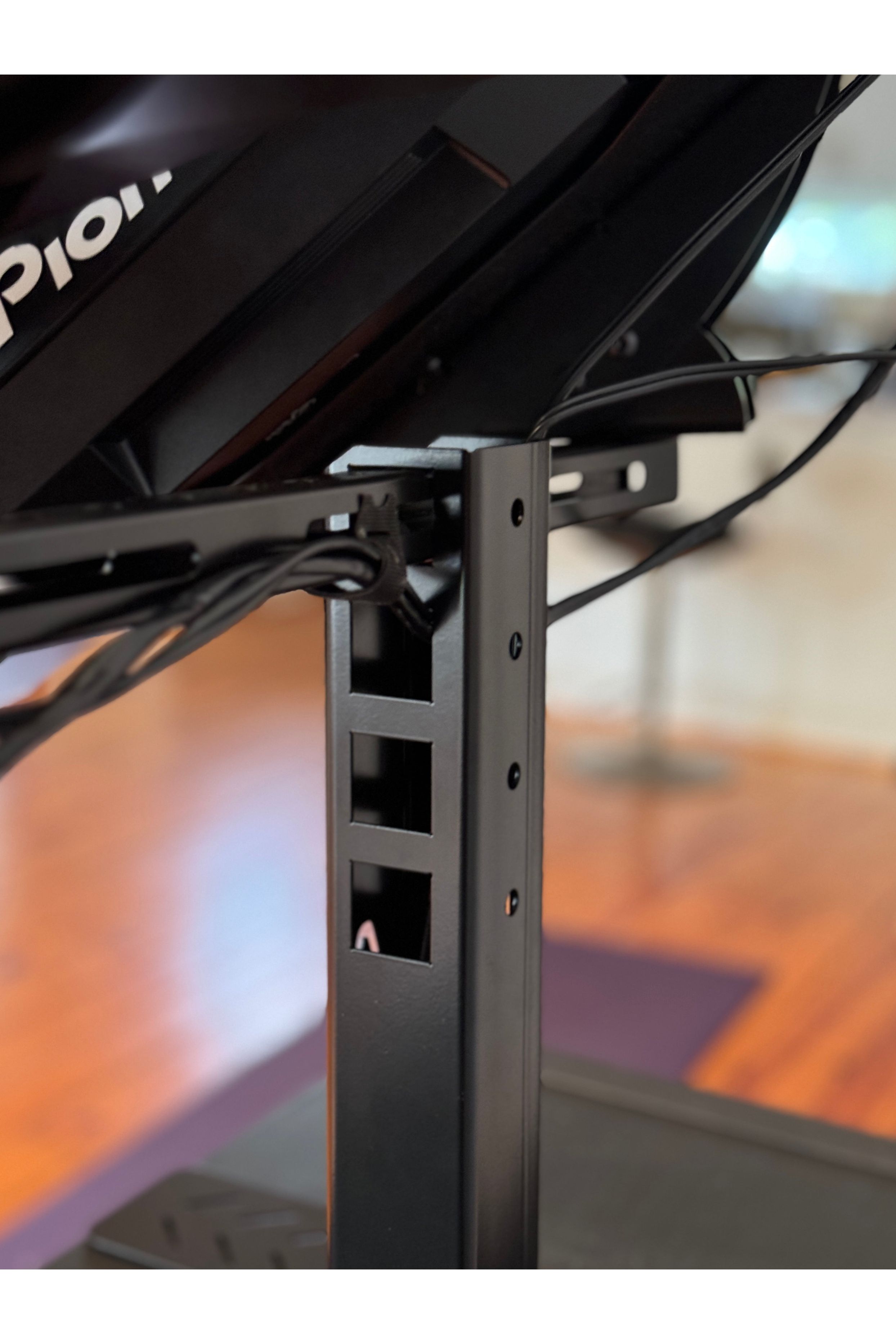 Apache Gantry Desktop Workstation