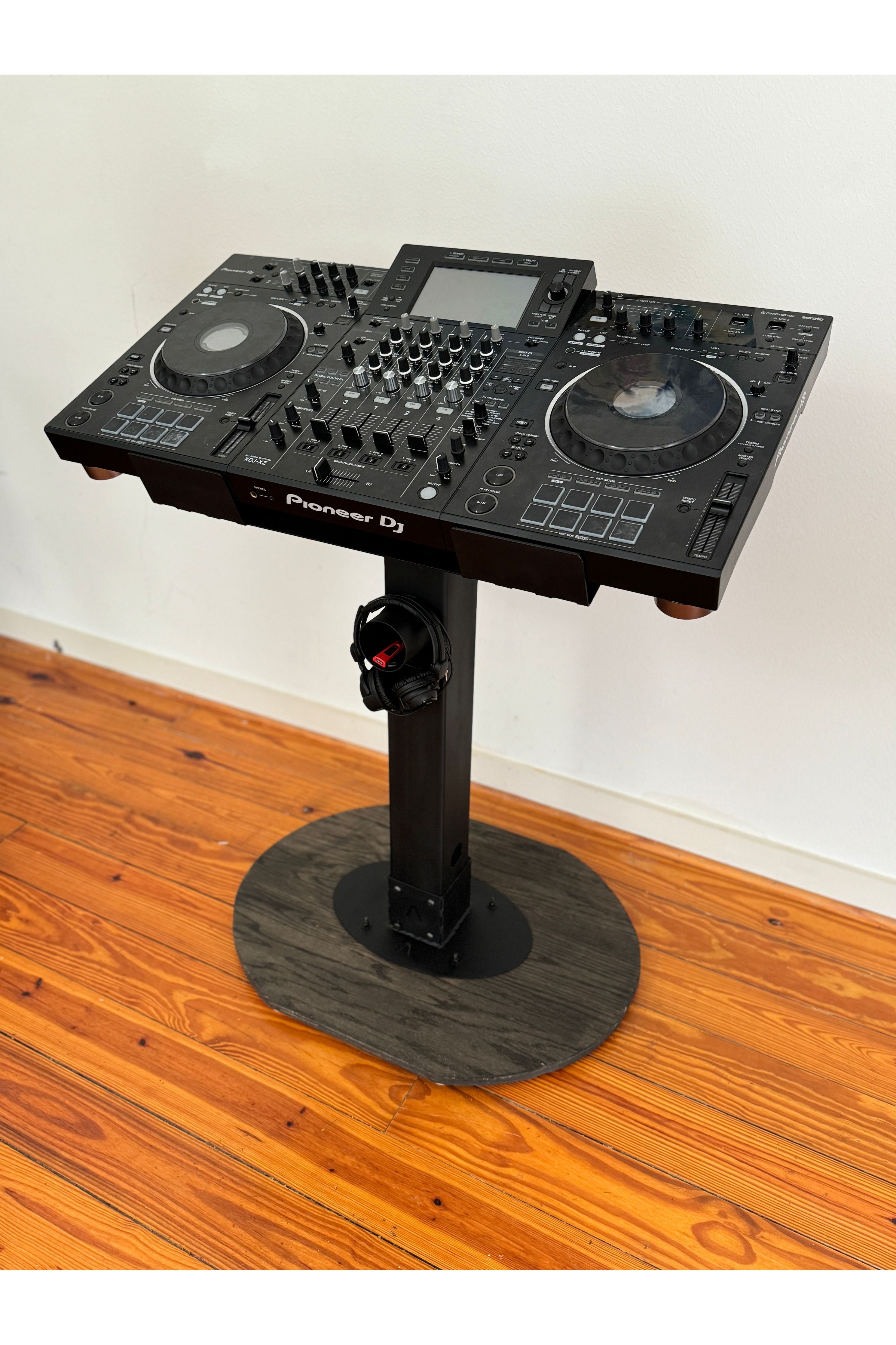 Estación de trabajo de tamaño completo con estructura en A