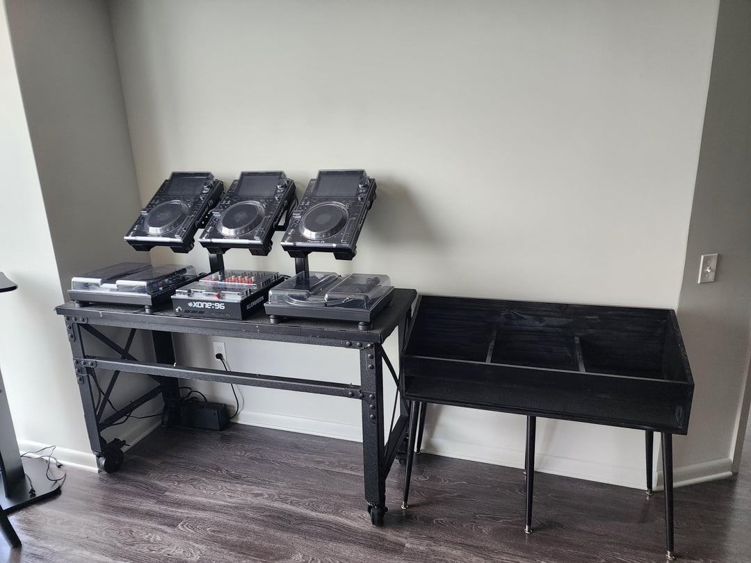 Apache Gantry Desktop Workstation