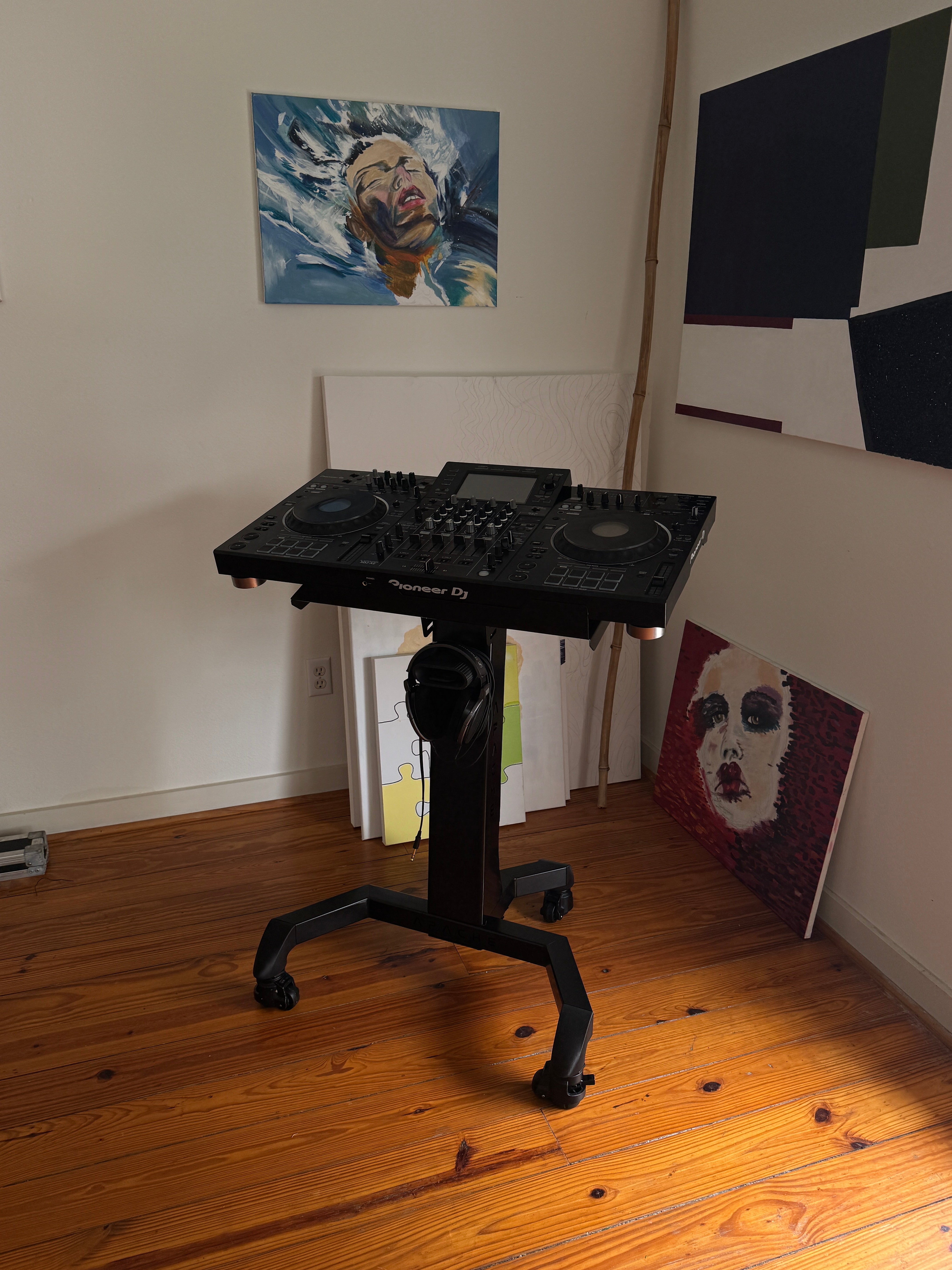 Apache Skorpion Controller Podium