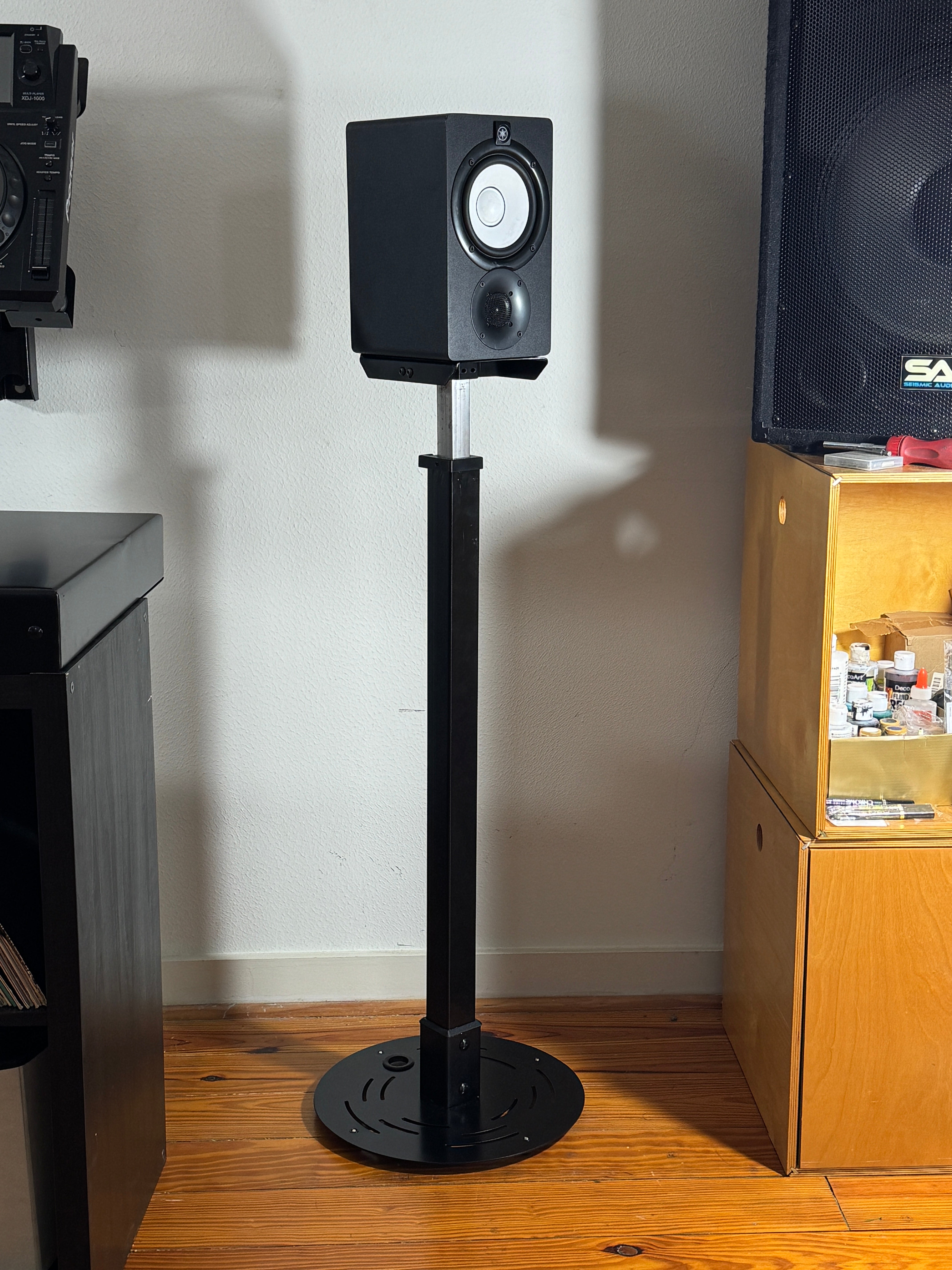 Apache Hammerhead Speaker Stands (Black)