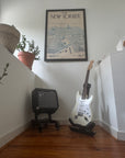 Apache Roadie Rolling Amp Stand