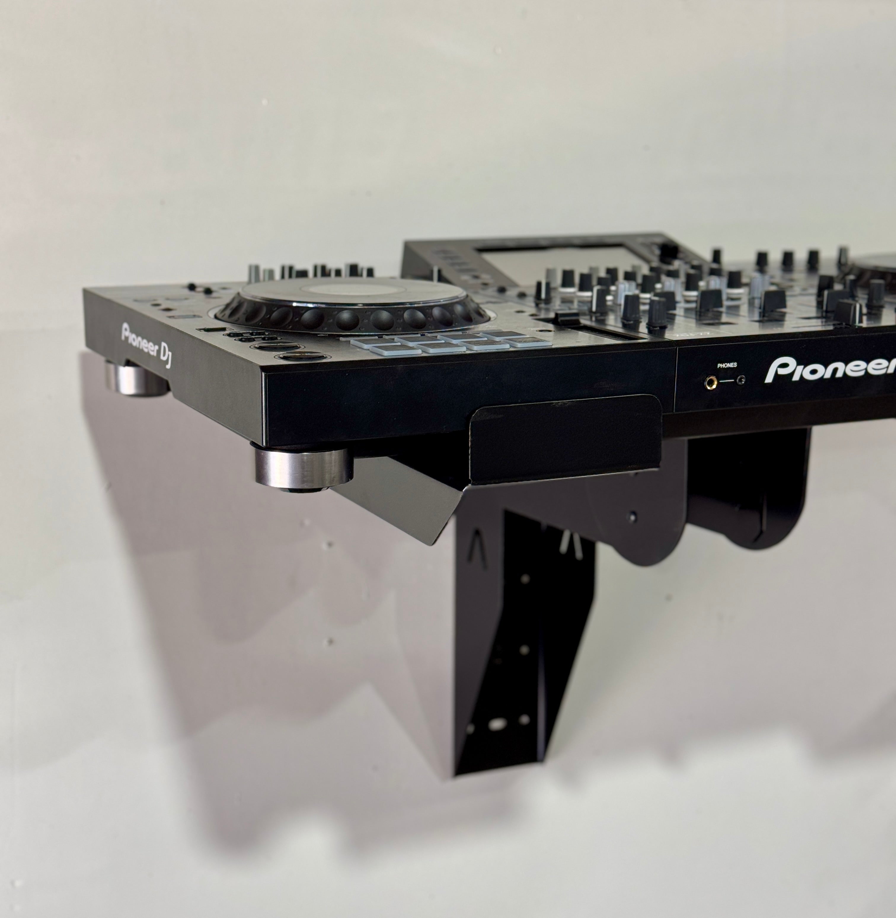 Apache Cliffhanger Controller Rack