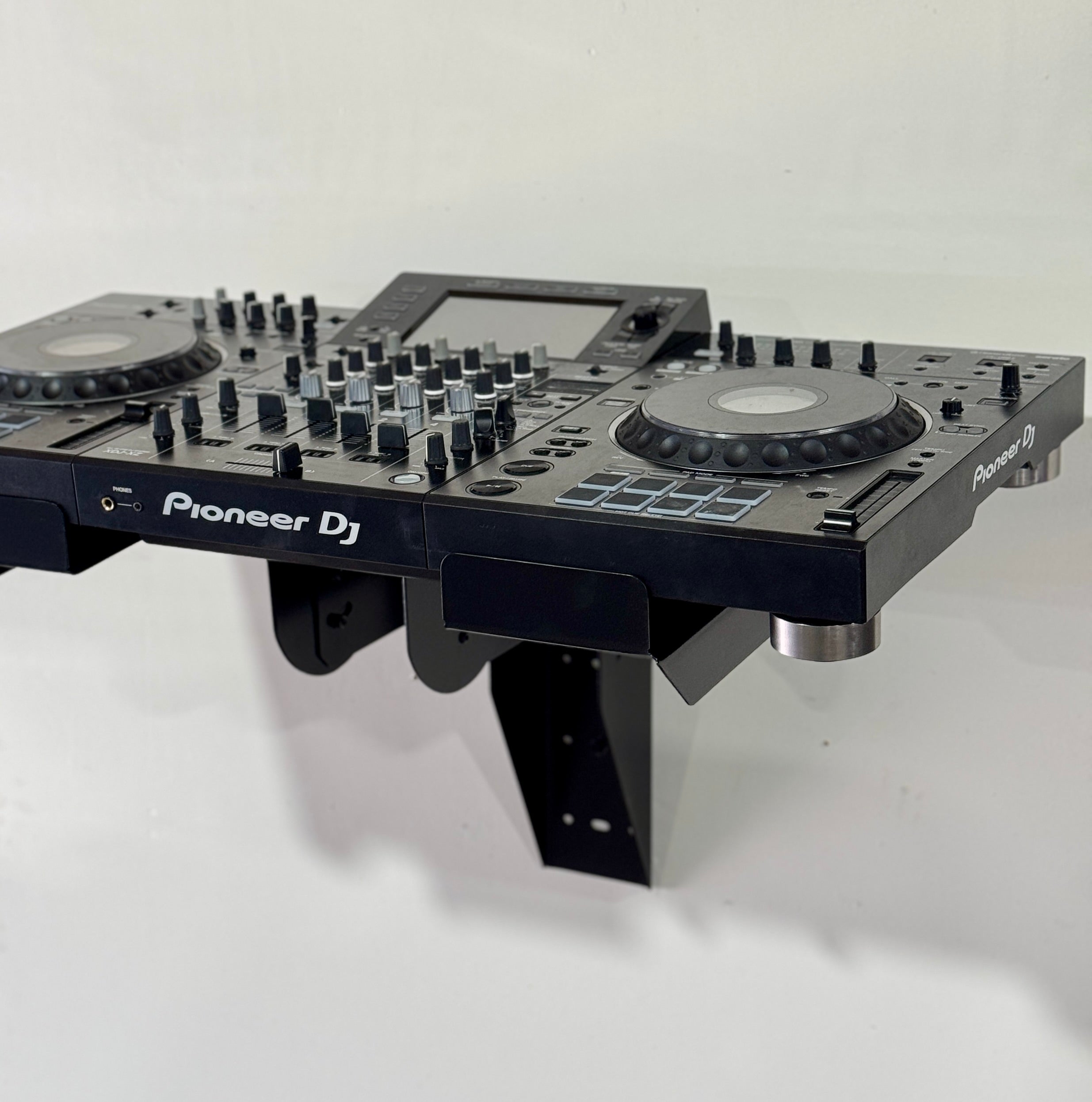 Apache Cliffhanger Controller Rack