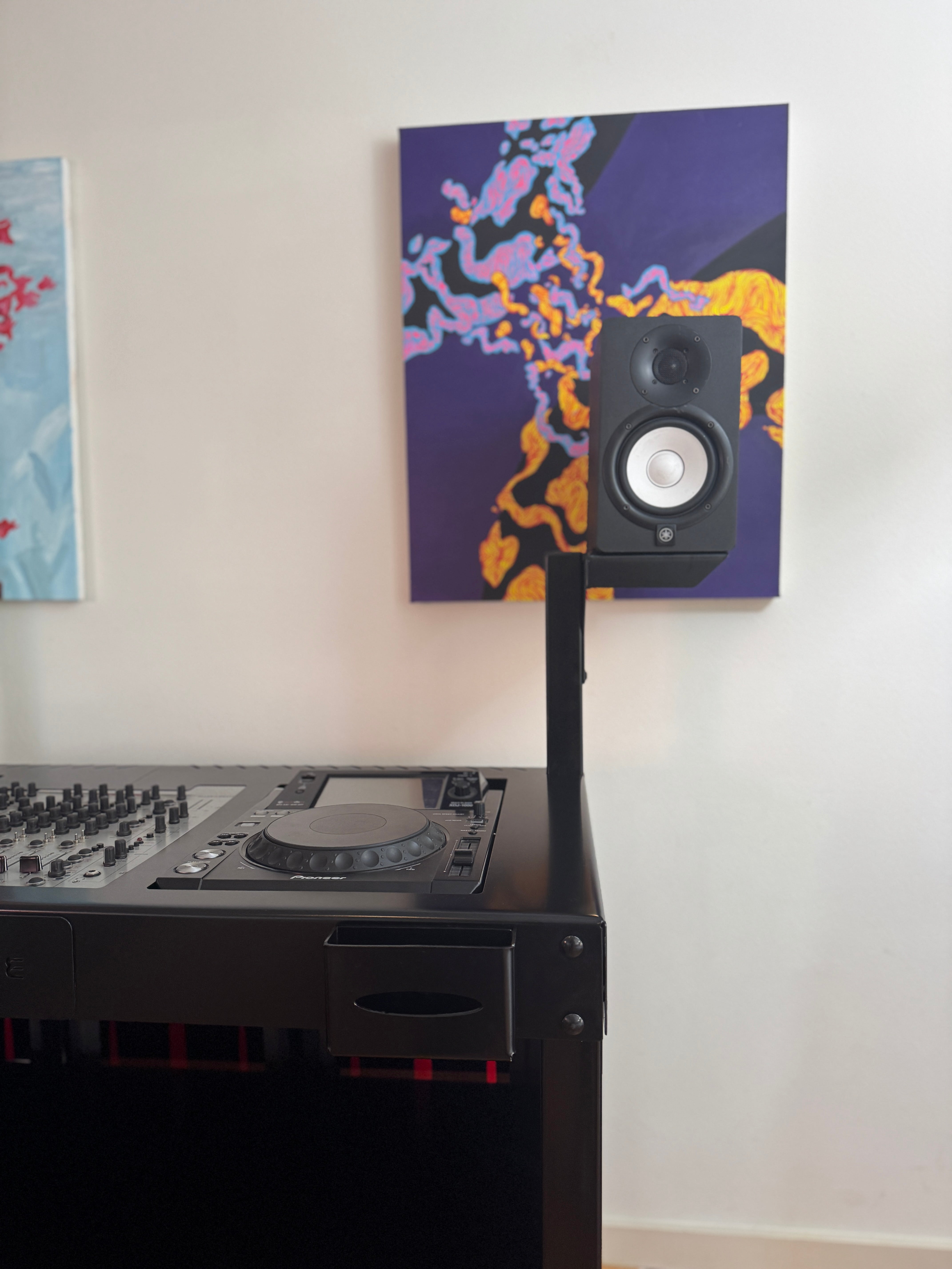 Apache Workbench DJ Booth