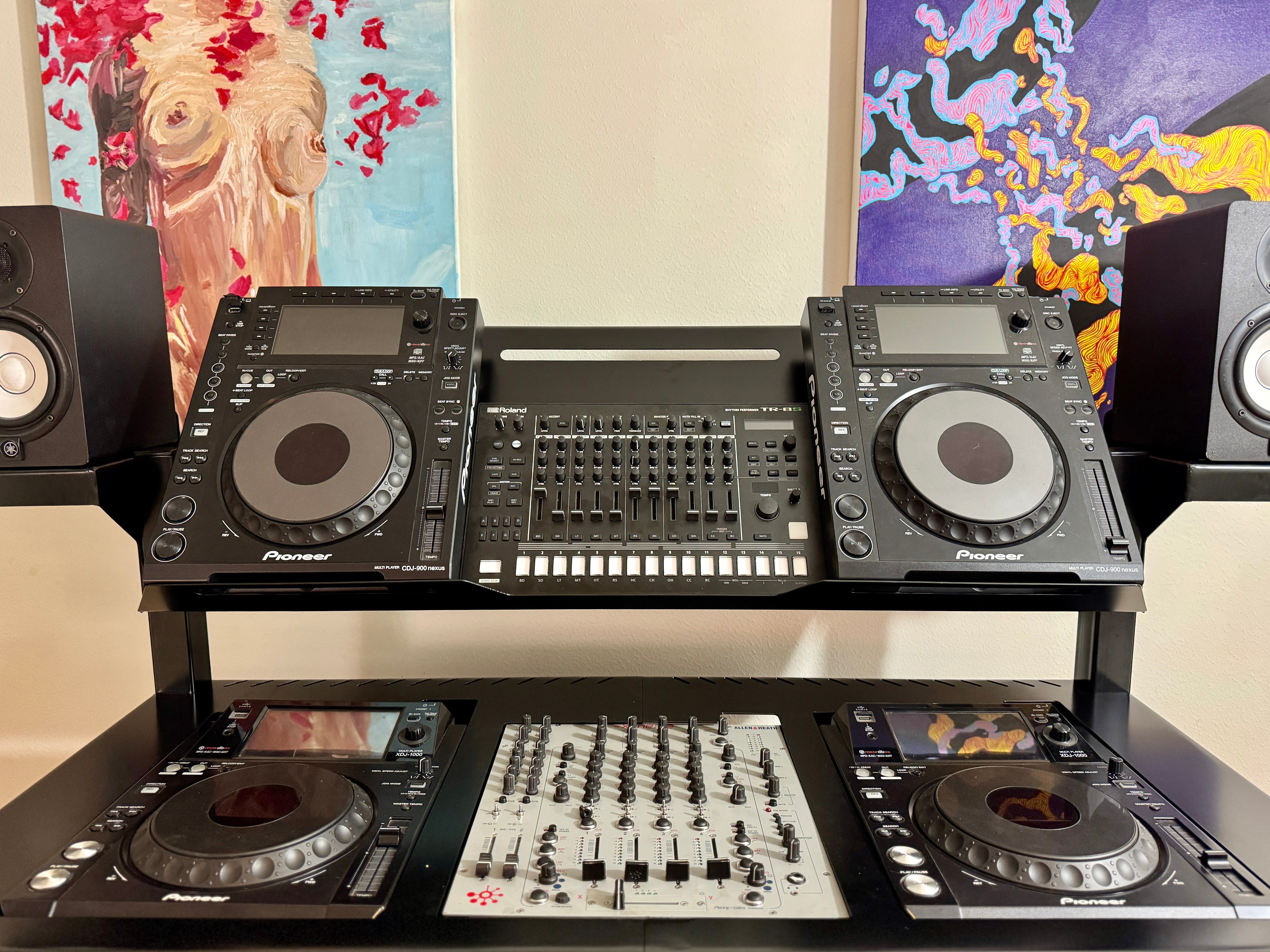 Apache Workbench DJ Booth