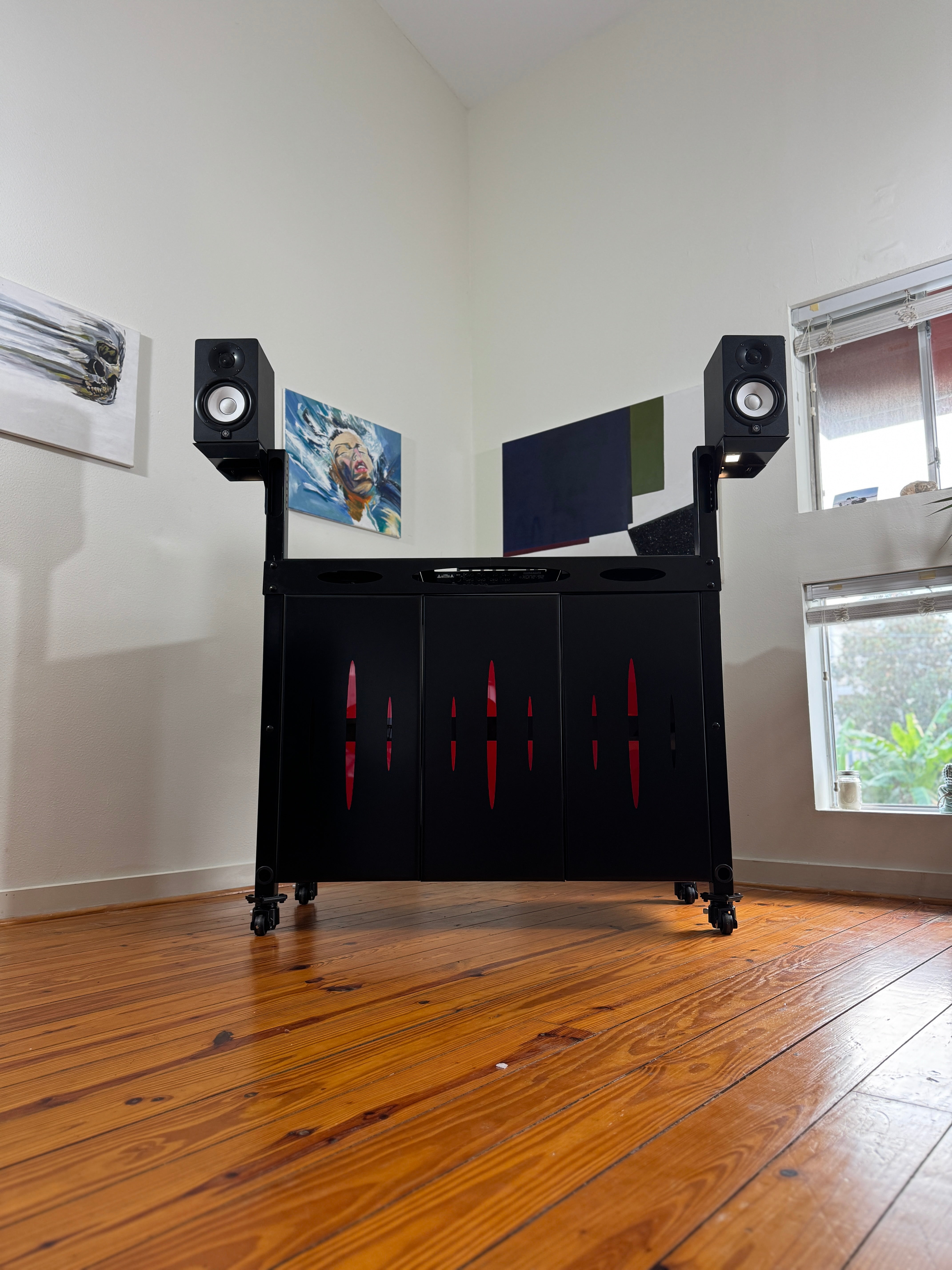 Apache Workbench DJ Booth