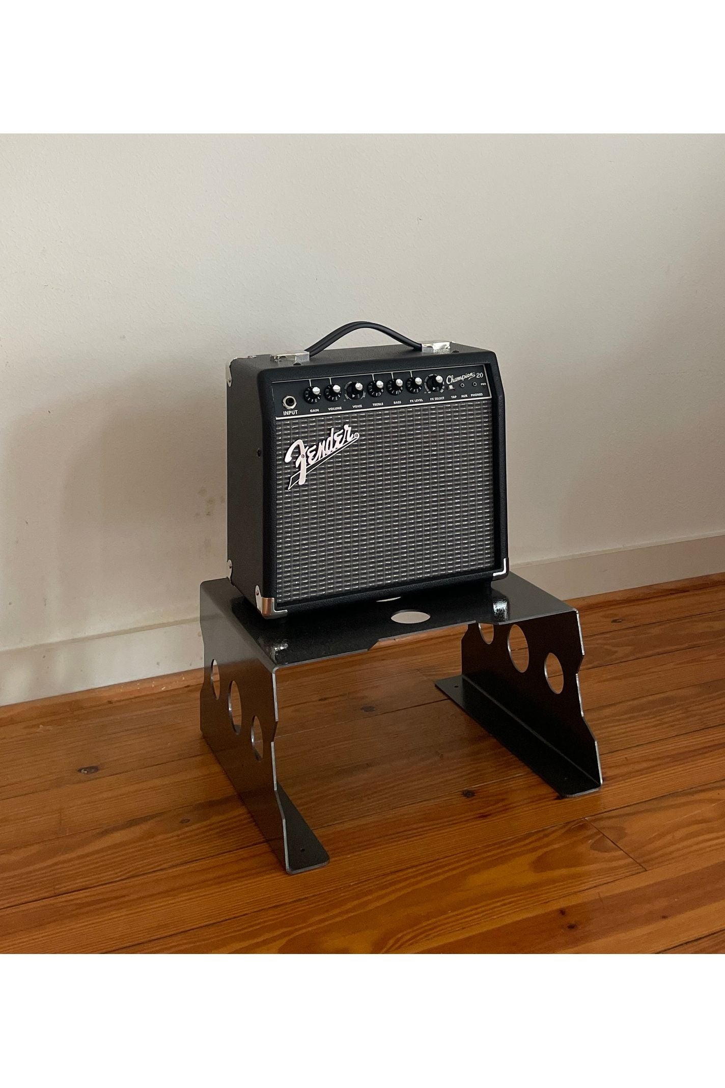Apache Manta Speaker Stand