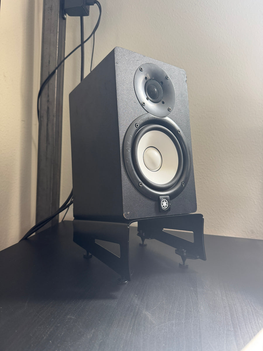 Apache Manta Desktop Speaker Stands