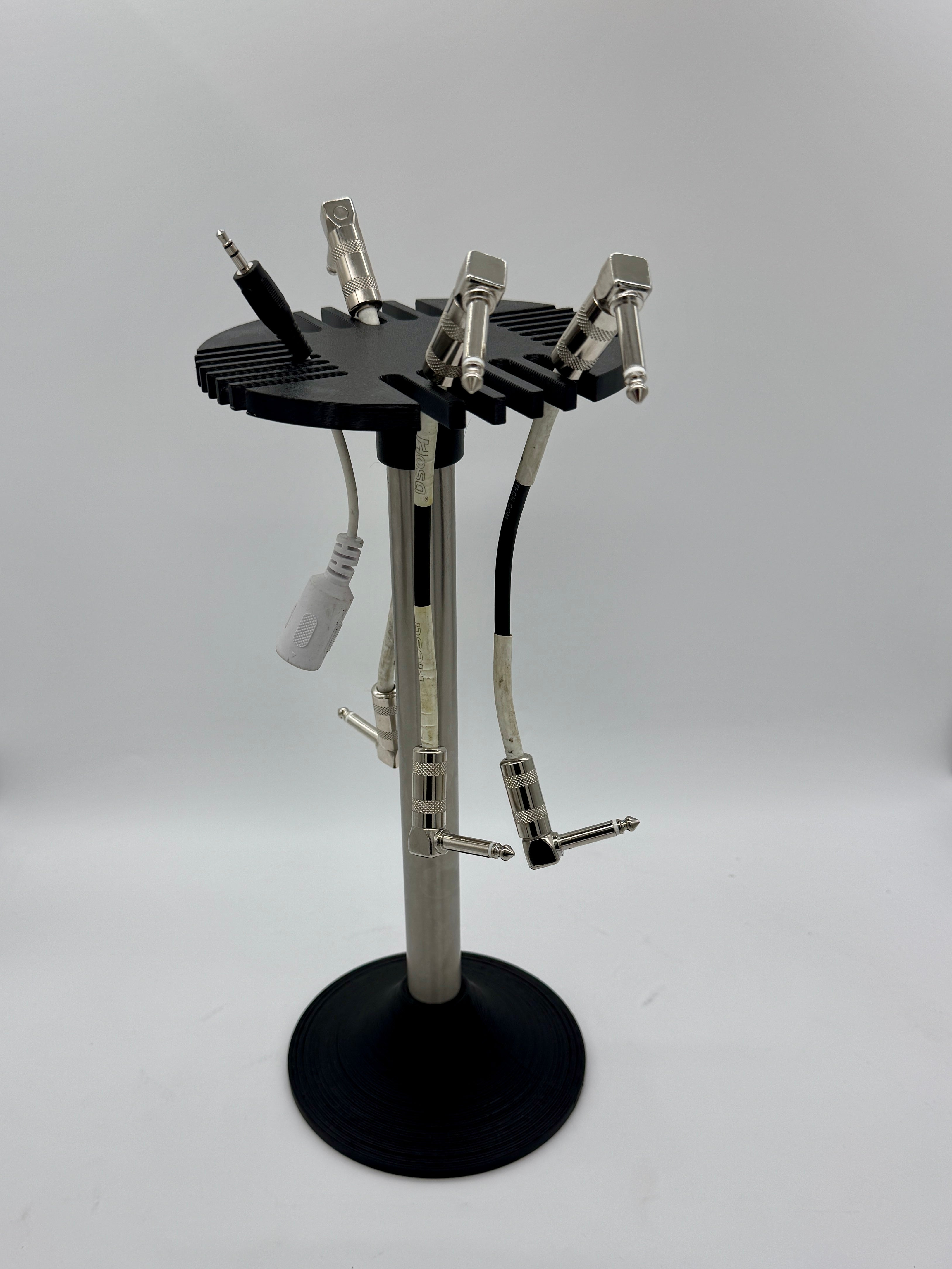 Apache Discus Desktop Cable Organizer