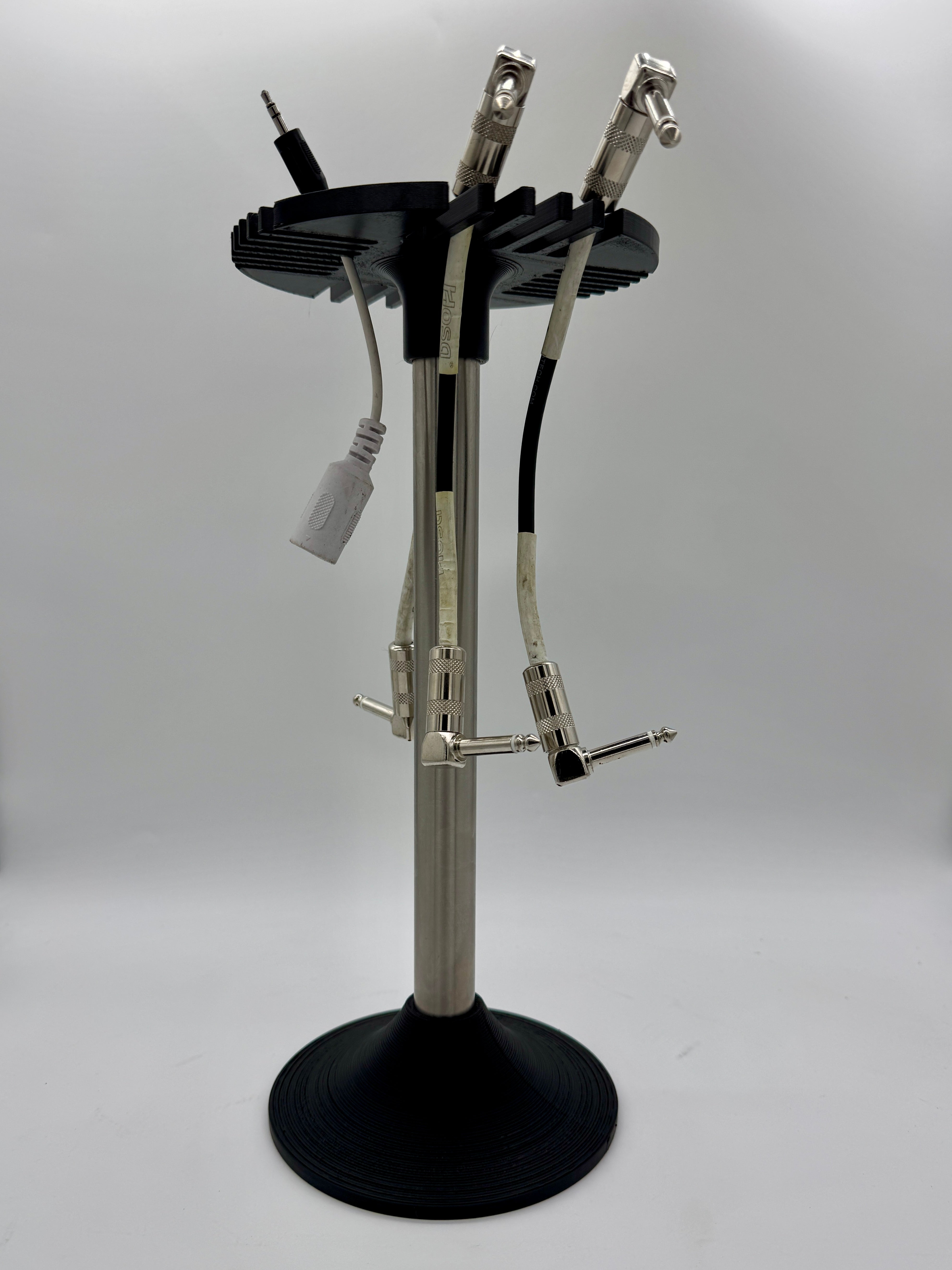 Apache Discus Desktop Cable Organizer