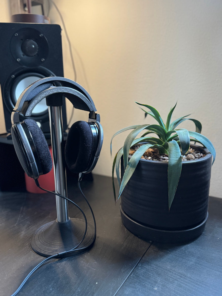 Apache Arch Headphone Stand