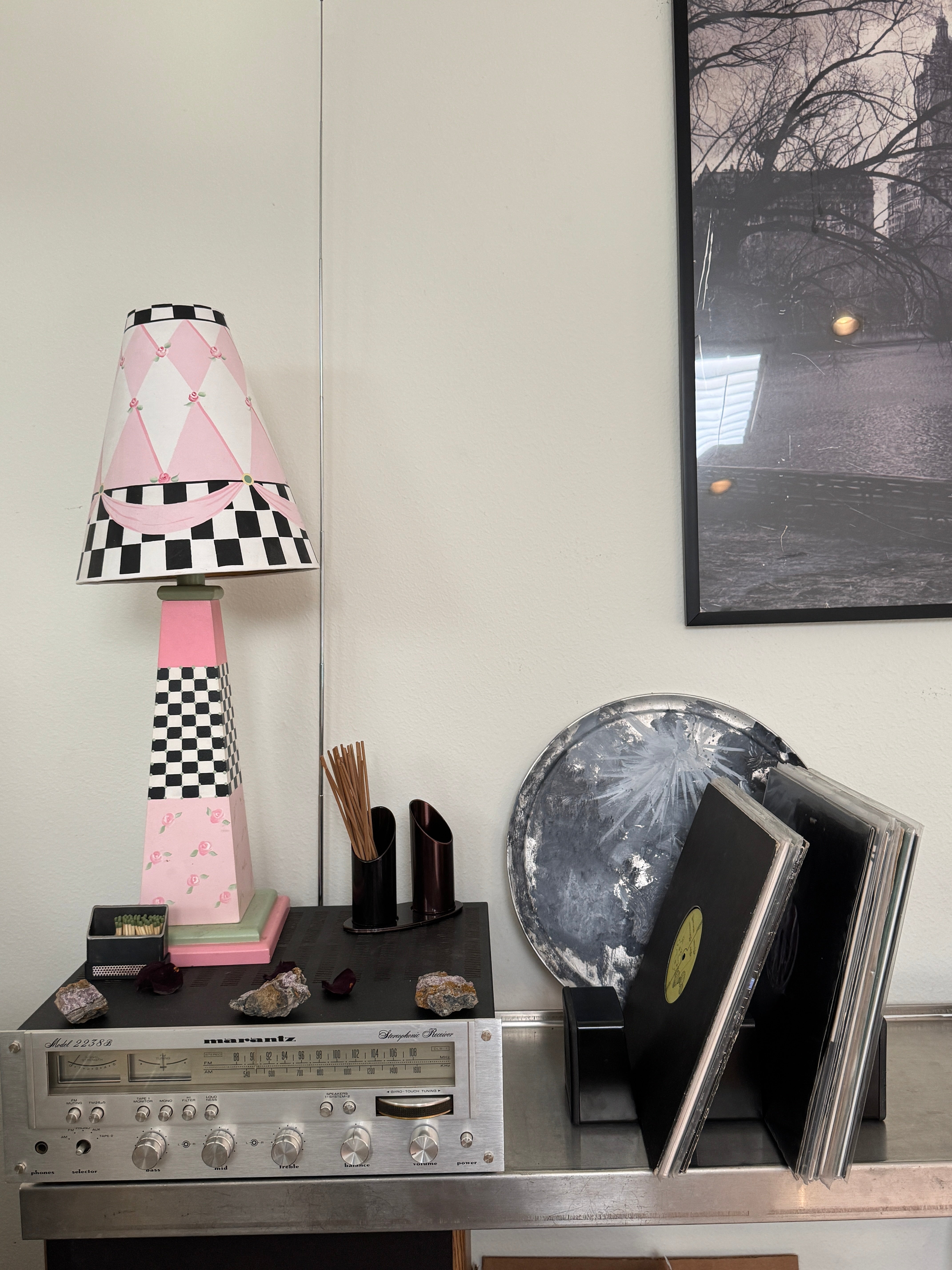 Apache V-Block Record Stand