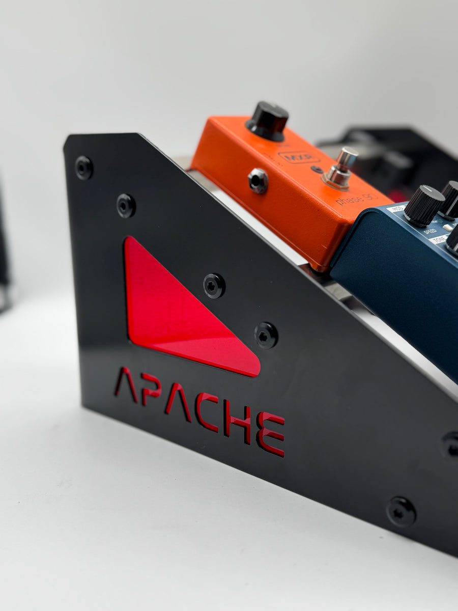 Apache SawWave Controller & Synth Stand MKII