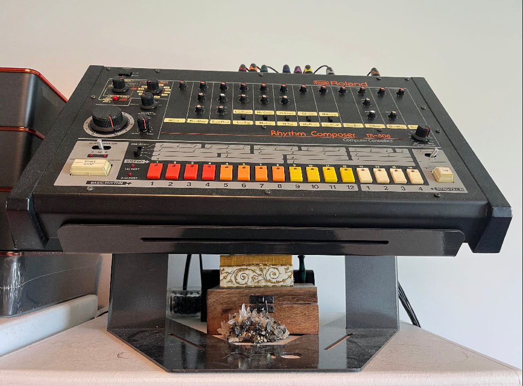 Apache Warthog 16" DJ Mixer & Synth Stand