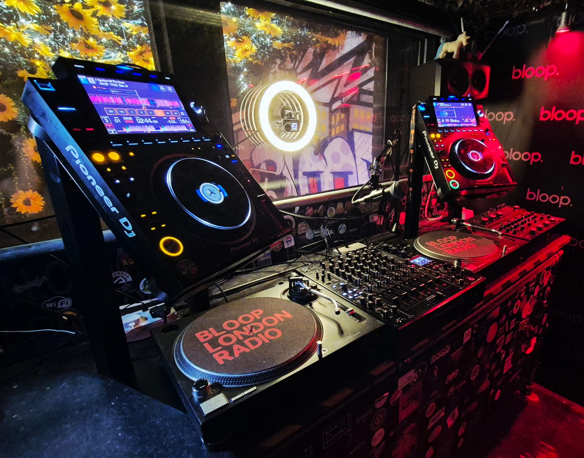 Apache Tallboy CDJ Stands