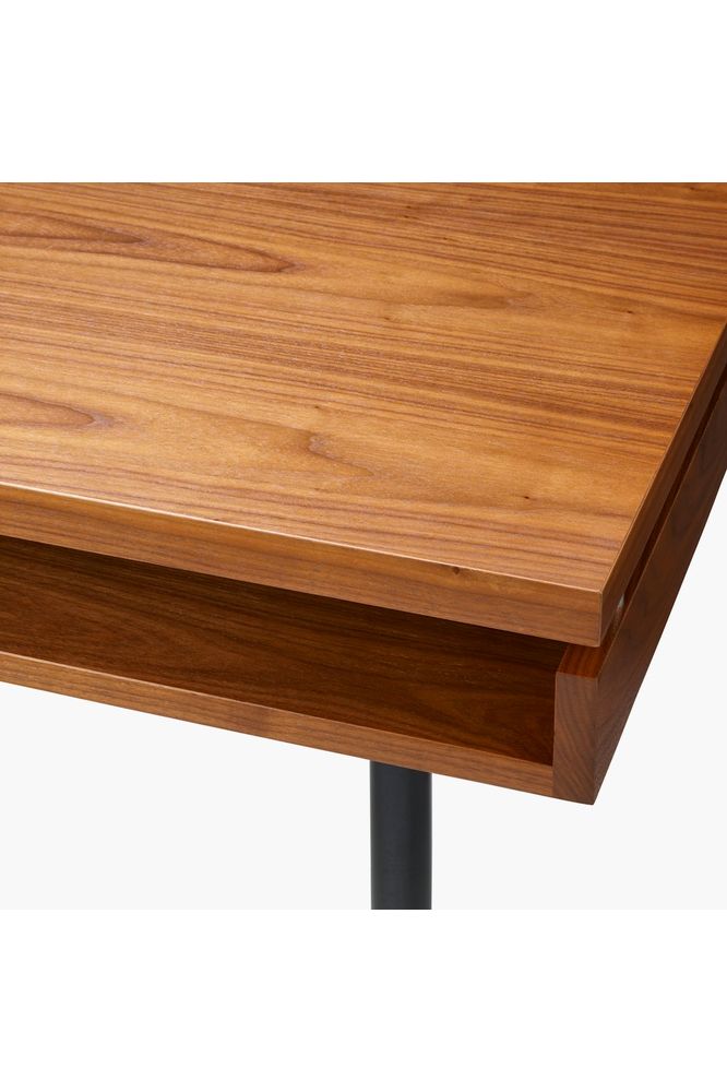 Herman Miller Eames 2500 Series Executive Desk