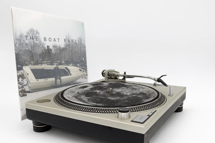 Apache Railgun Turntable-Mounted Record Stand