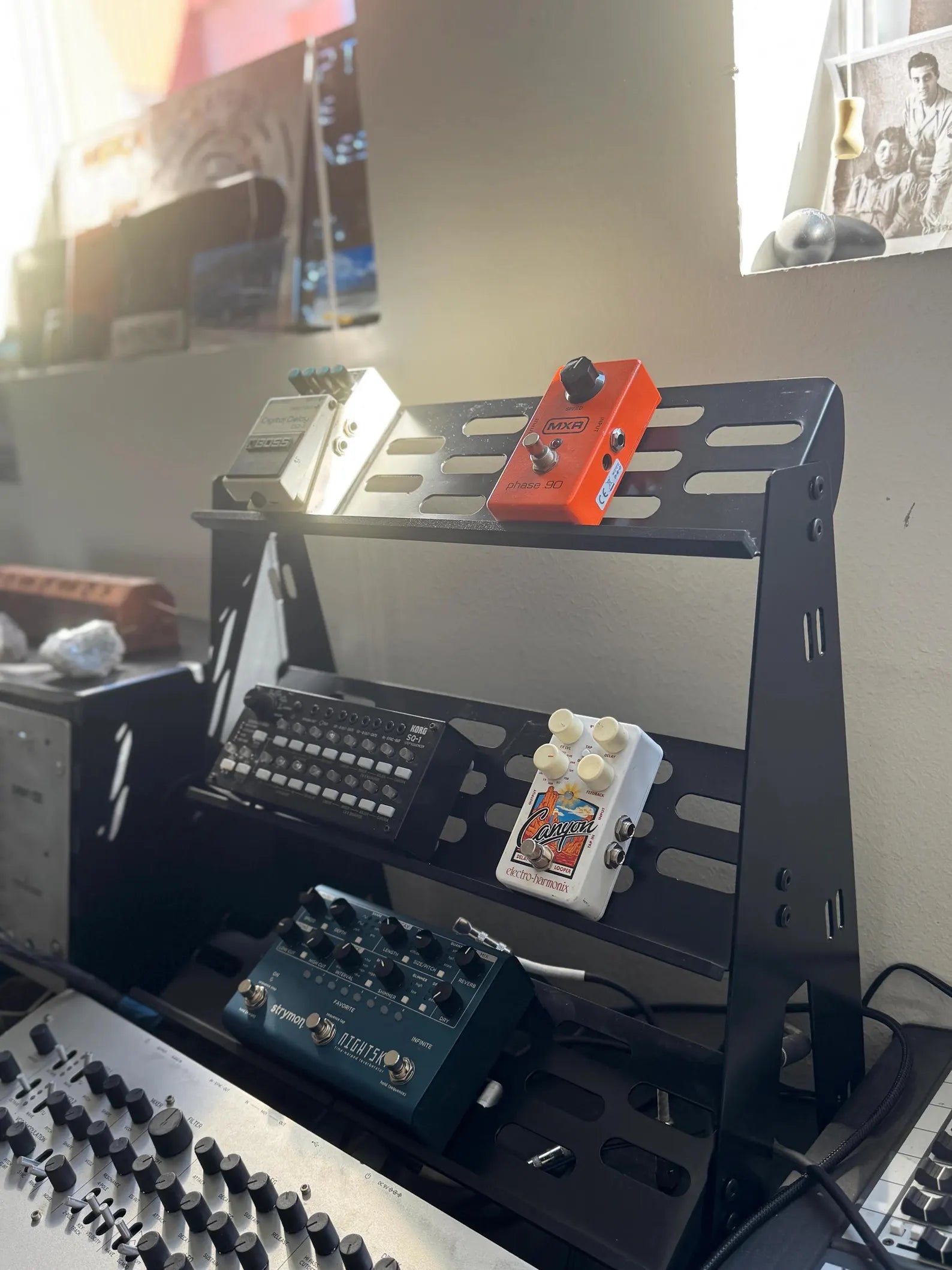 PFX 3-Tier Desktop Guitar Pedal Rack