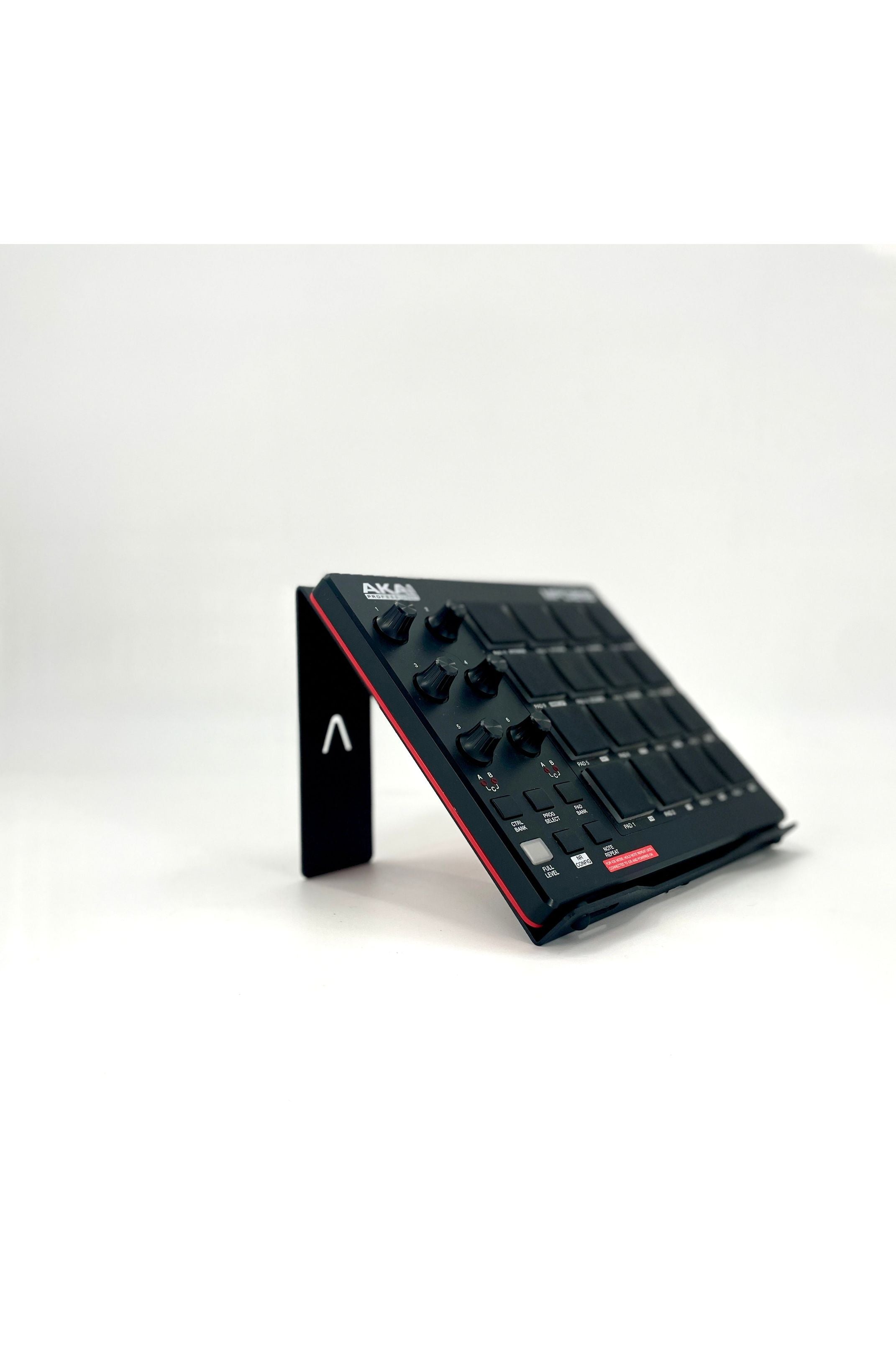 Apache SawWave Synth Stand (9")