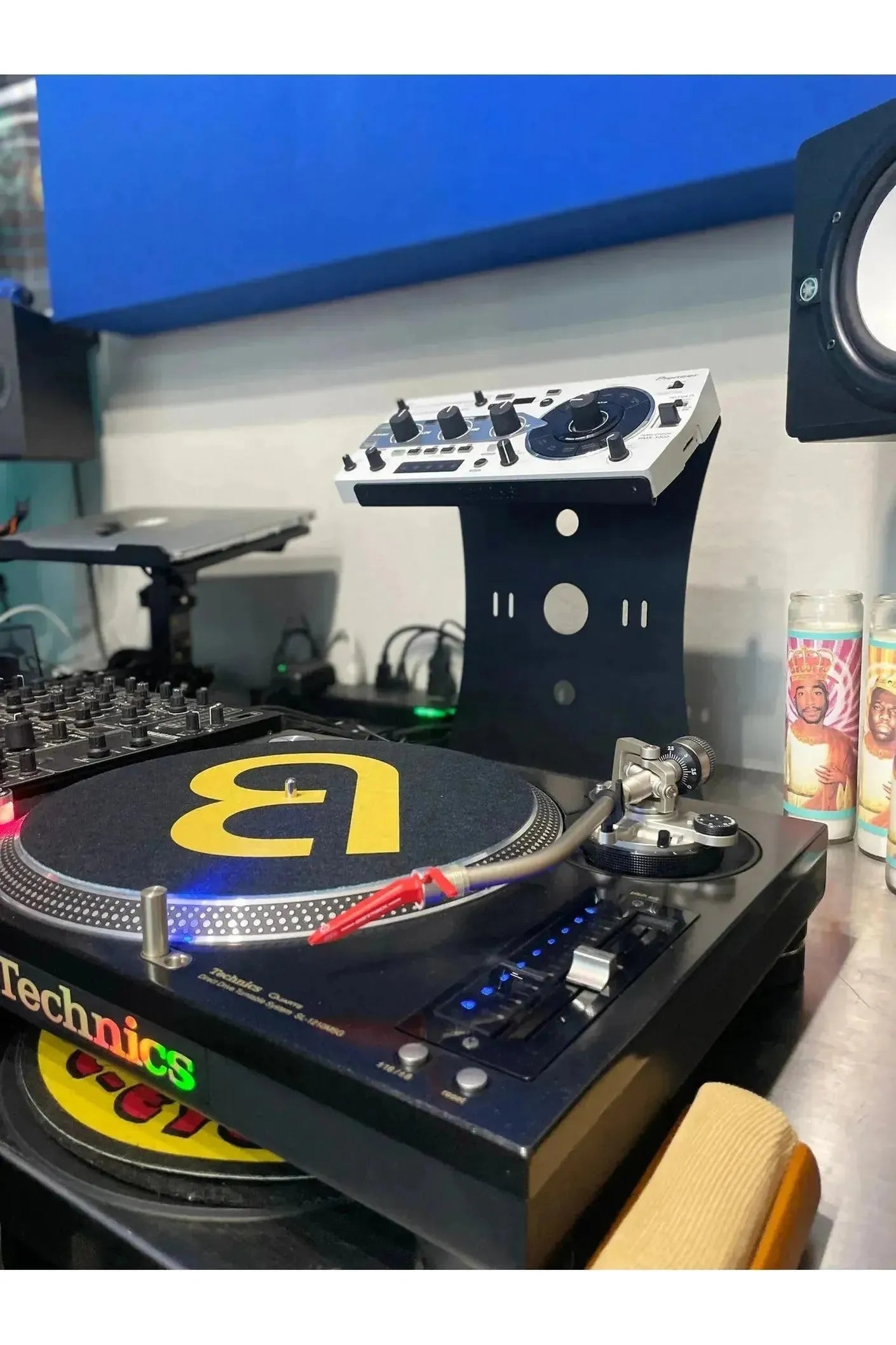 Apache AFX Stand (For Pioneer RMX & FX Units)