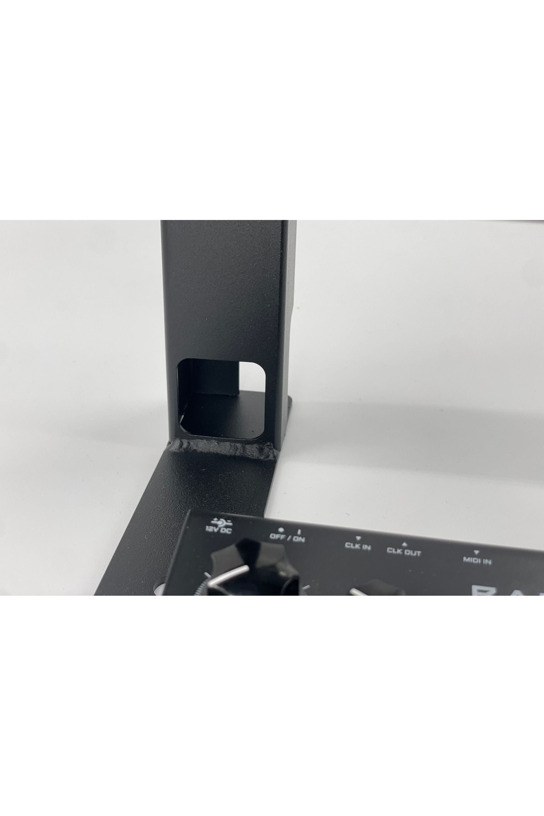 Apache Duplex Two-Level Synth Stand